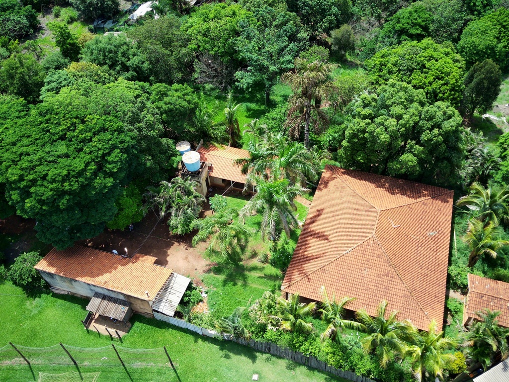 commercial-/-agricultural-2-quartos-200m2-parque-tropical-araraquara-sp